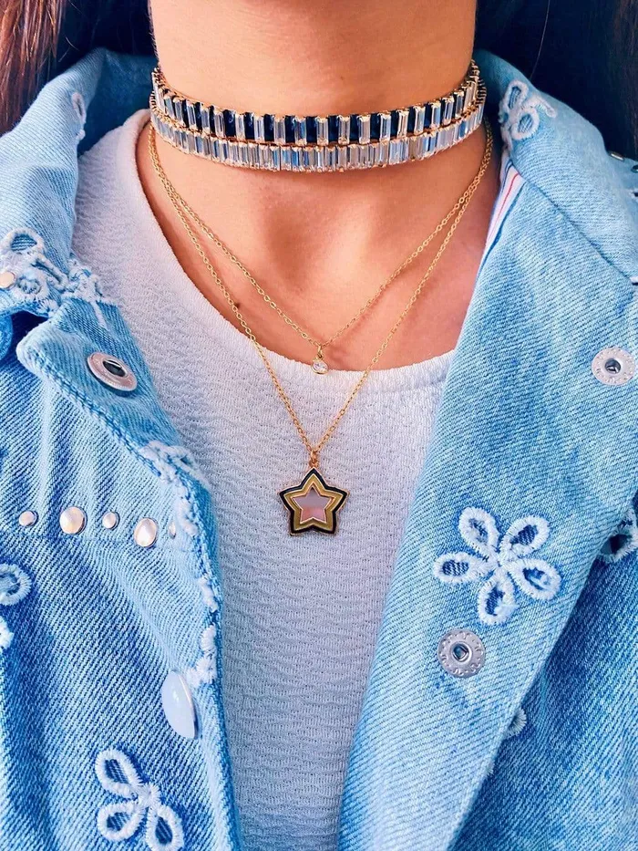 Green Acuben Star Necklace PRERTO ECOMMERCE PRIVATE LIMITED Necklaces